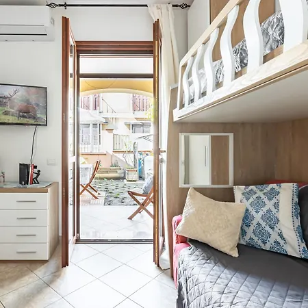 Guesthost - Sa Domo D' Amare - Comely With Parking! Lejlighed